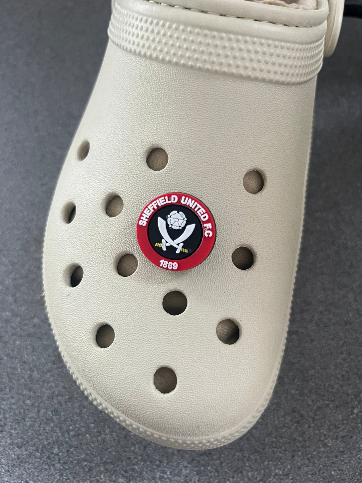 New Footie themed shoe charms 100 TEAMS! - prem champ international
