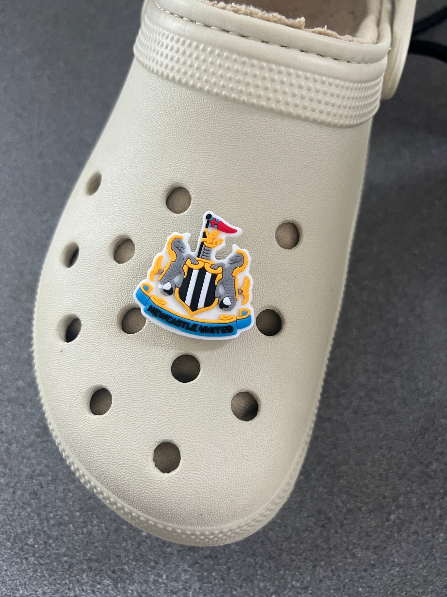 New Footie themed shoe charms 100 TEAMS! - prem champ international