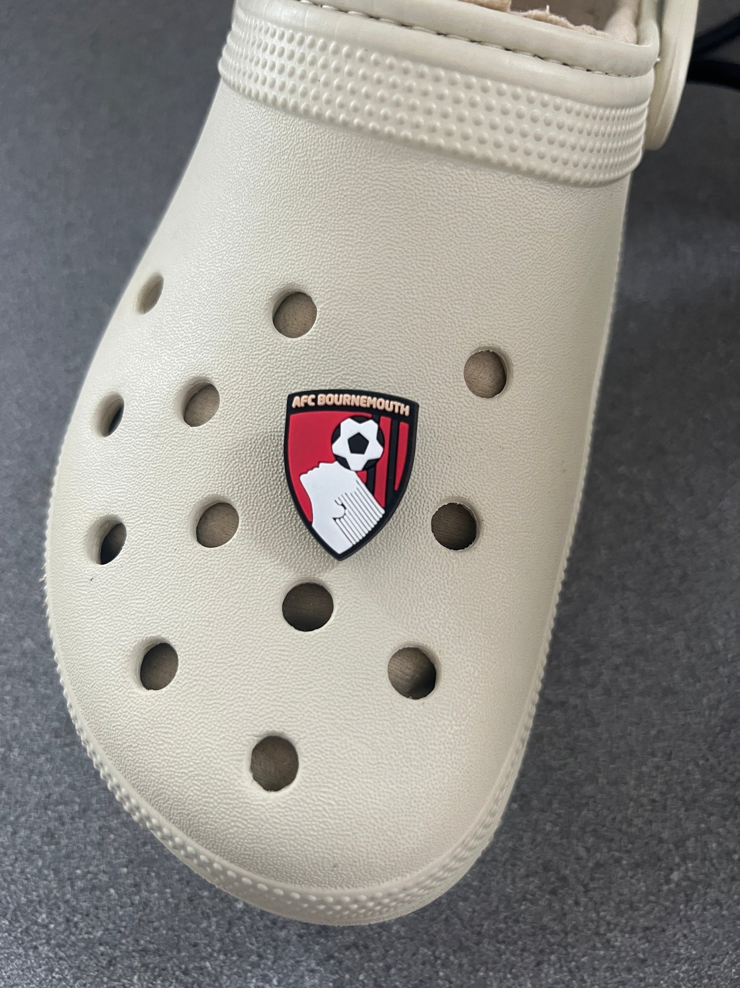 New Footie themed shoe charms 100 TEAMS! - prem champ international