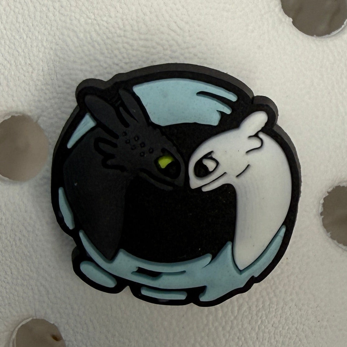 How to train a dragon - toothless shoe charm collection