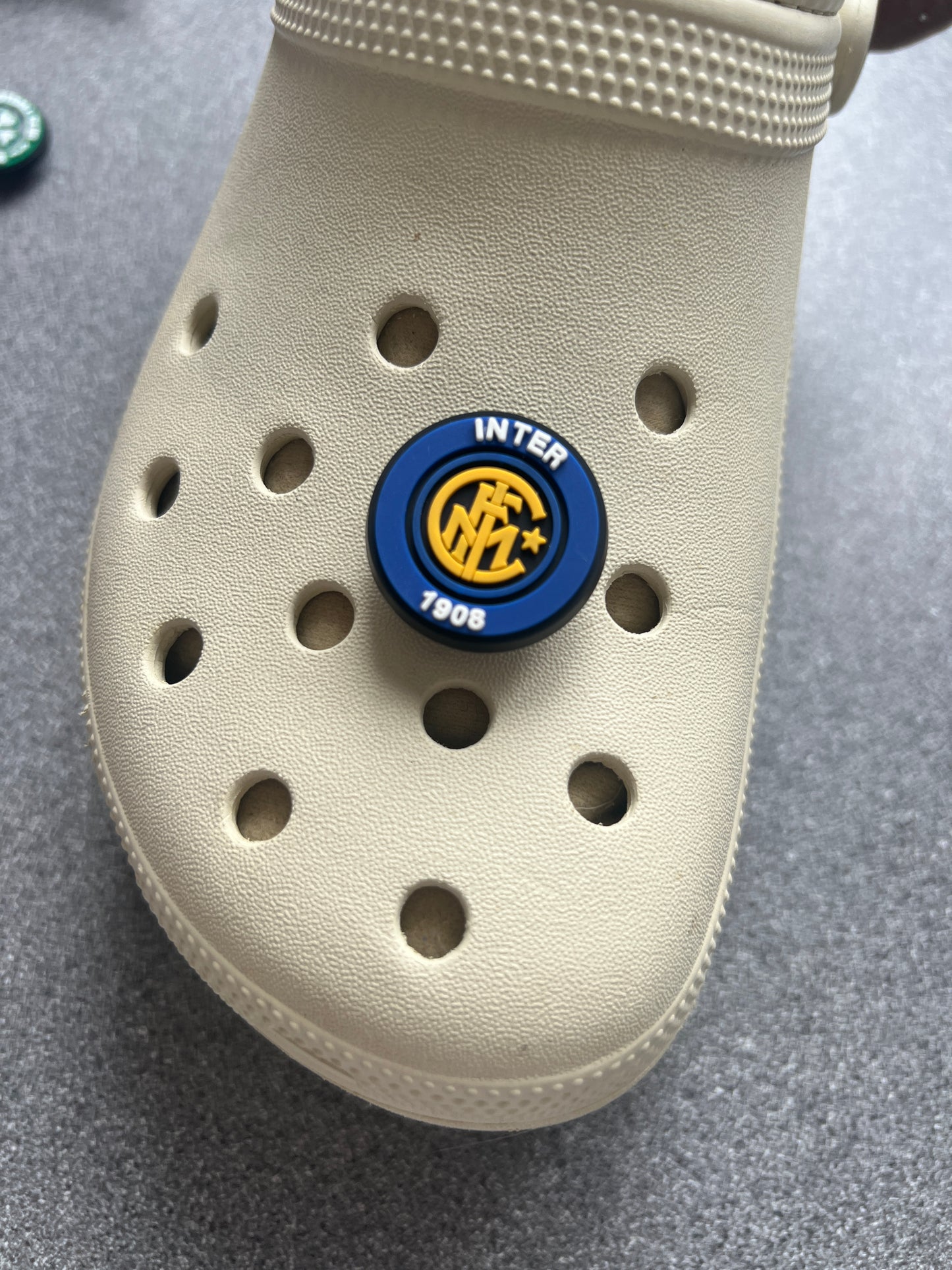 New Footie themed shoe charms 100 TEAMS! - prem champ international