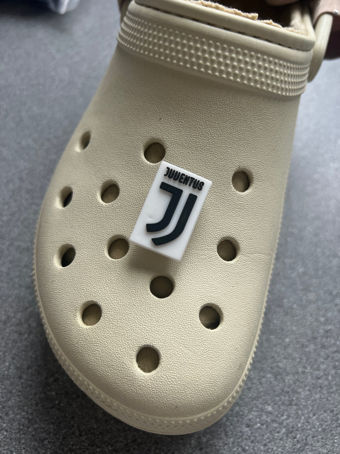 New Footie themed shoe charms 100 TEAMS! - prem champ international