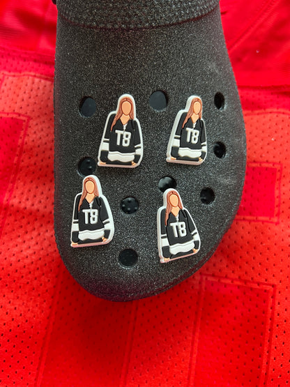 T8 Tate McRae shoe charms - miss possessive tour
