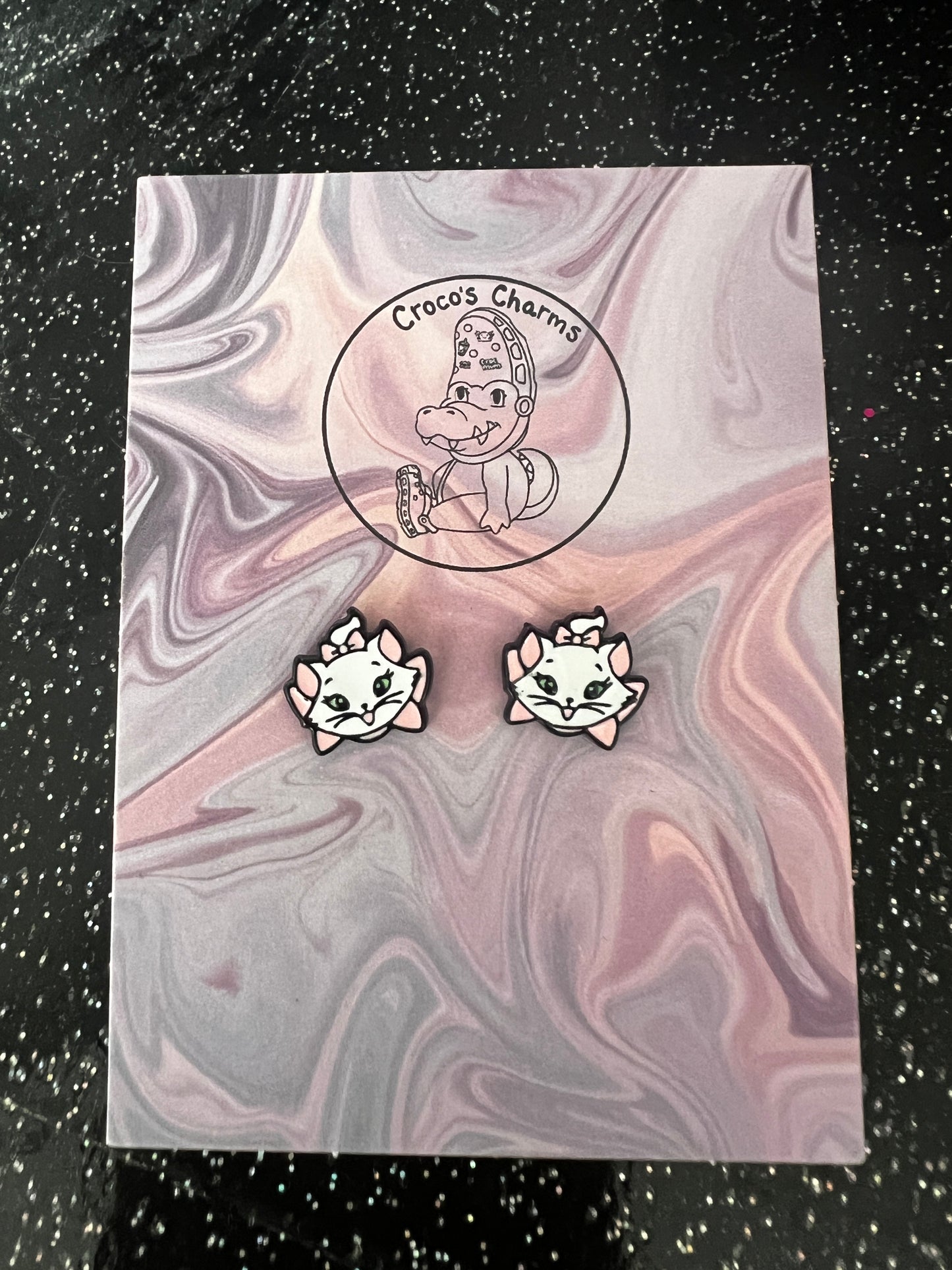 Mari3 cat pair of earrings - realism