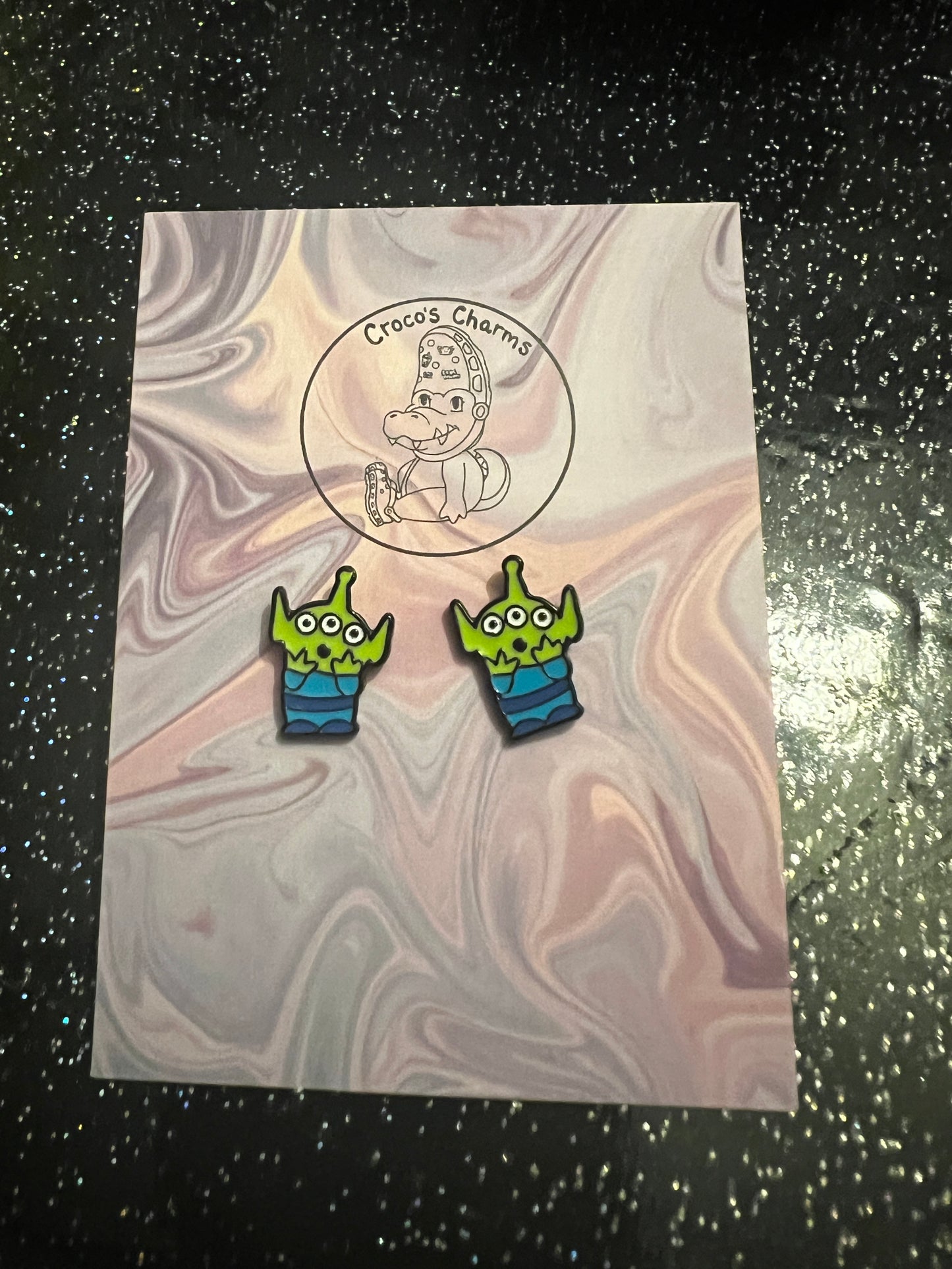 Green aliens - pair of earrings