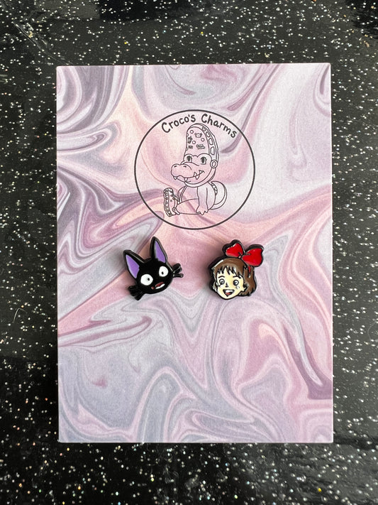 Kiki delivery service pair of earrings