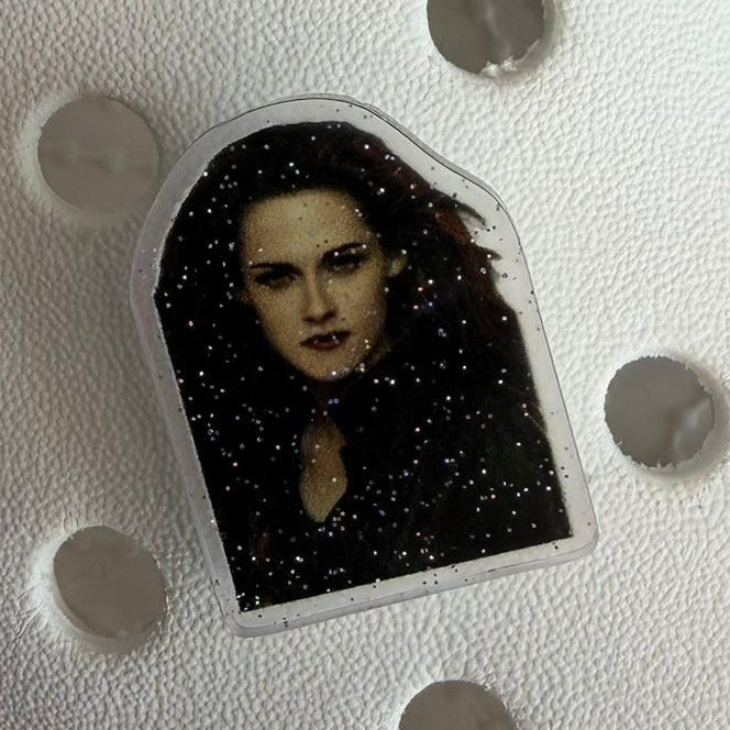 Twilight vampire shoe charm - Edward Cullen, Bella and Jacob