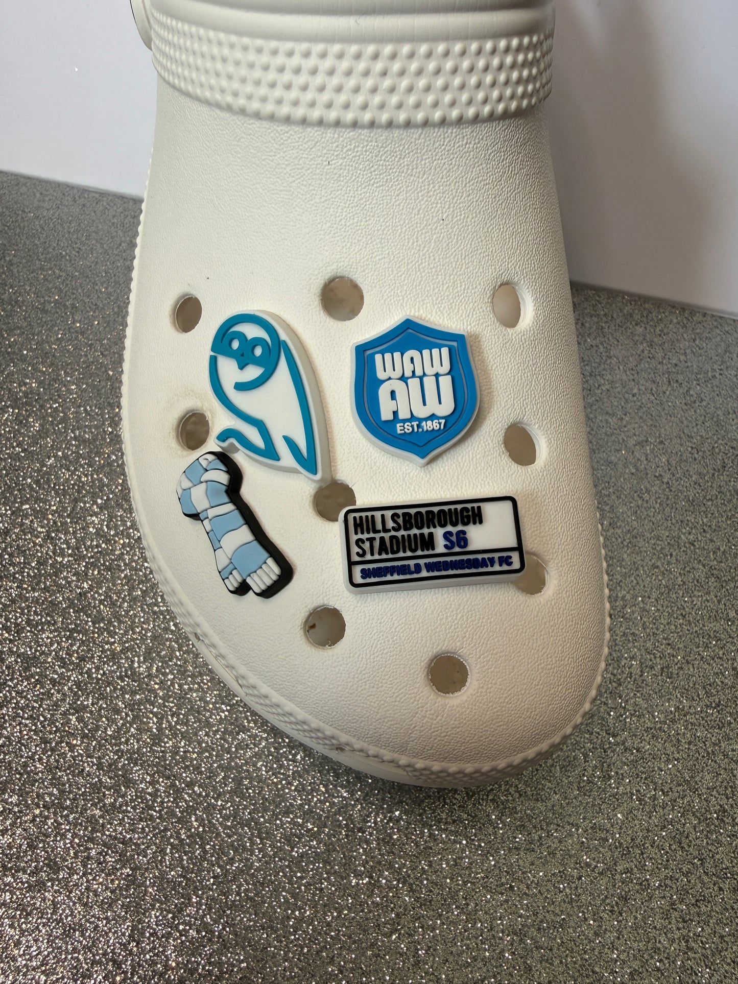 X4 football team shoe charm BUNDLES - sheffield, leicester, tottenham, everton, liverpool, manchesteretc...