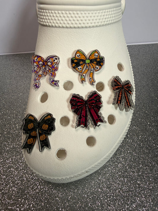 Resin bow gothic/halloween shoe charm collection