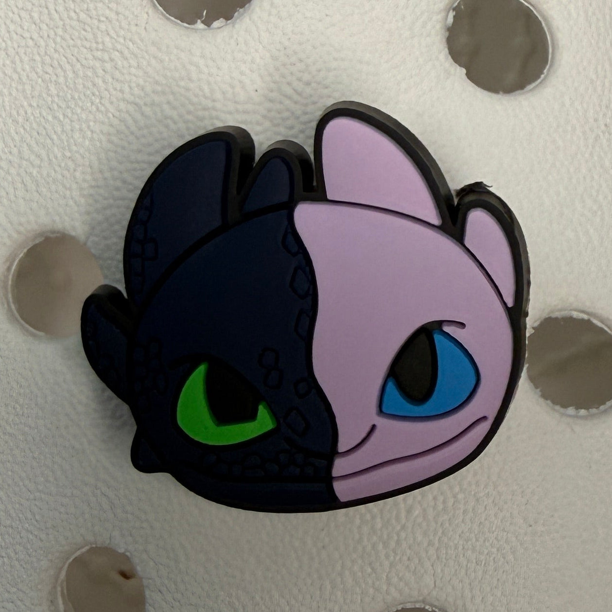 How to train a dragon - toothless shoe charm collection