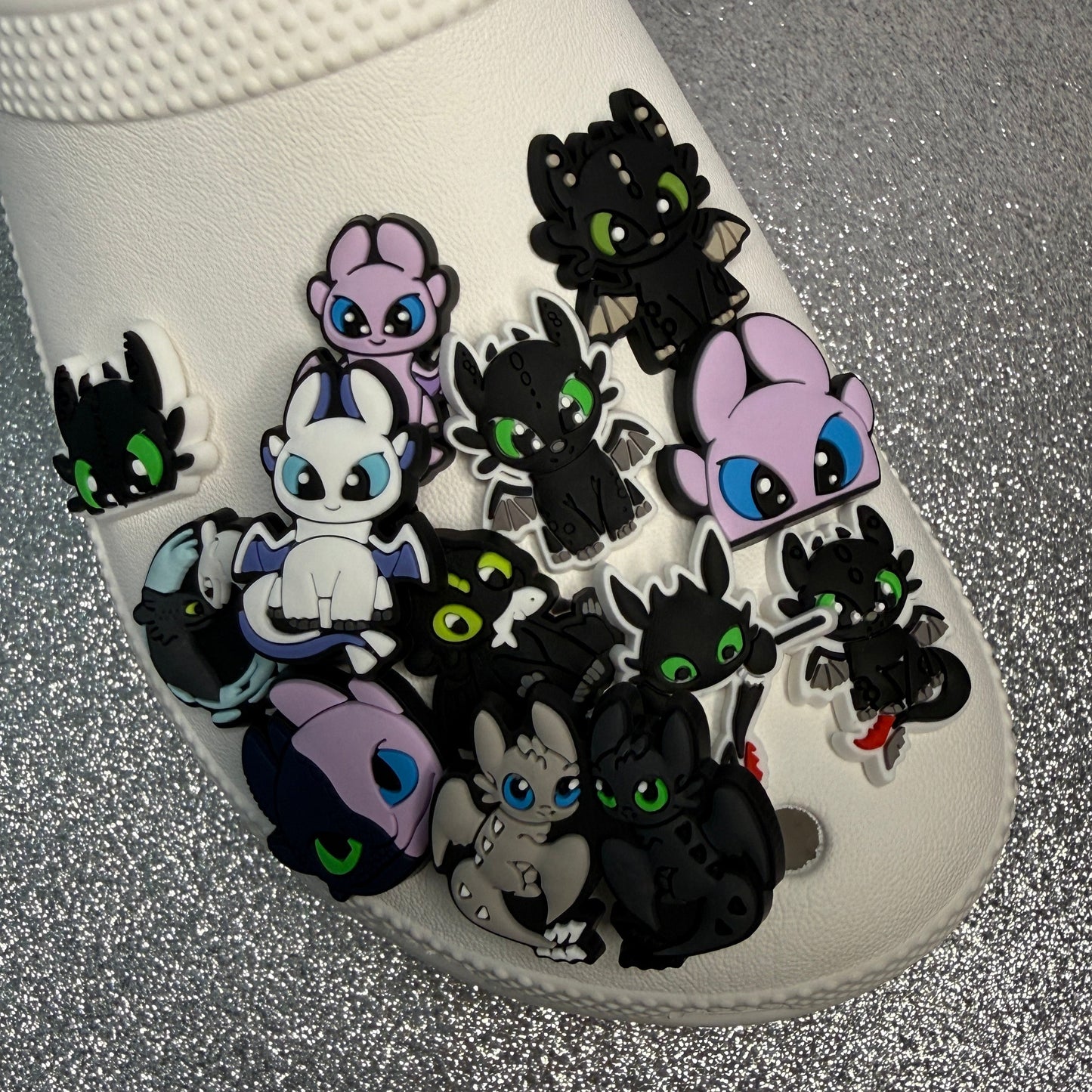 How to train a dragon - toothless shoe charm collection