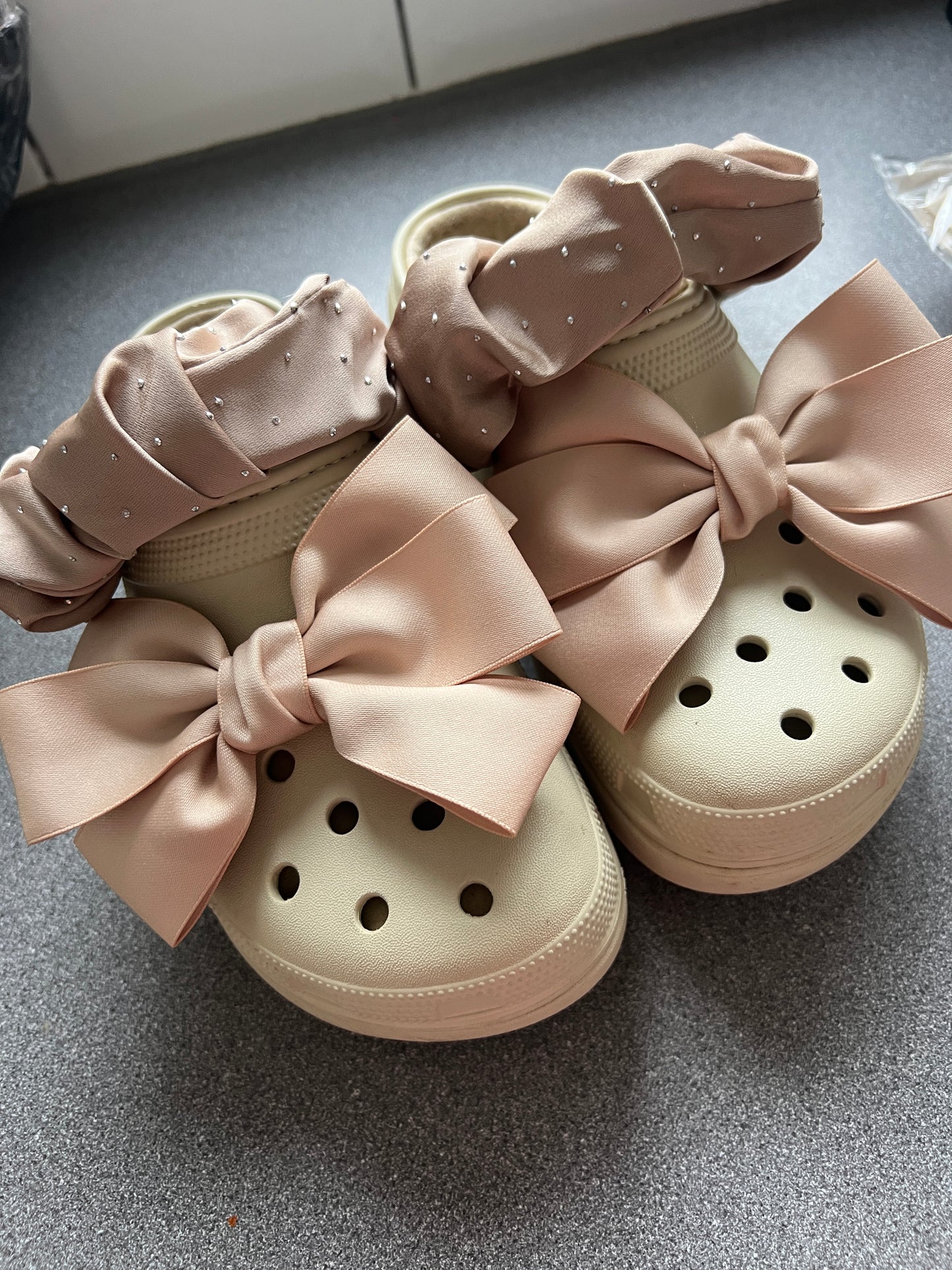 x2 clog bows - multiple colours COMES IN PAIRS