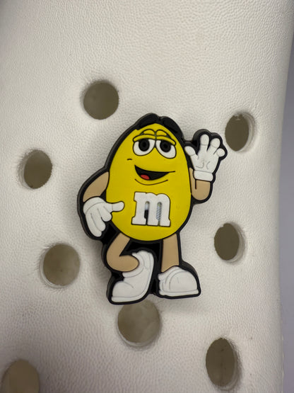 Individual Coloured chocolate M shoe charms