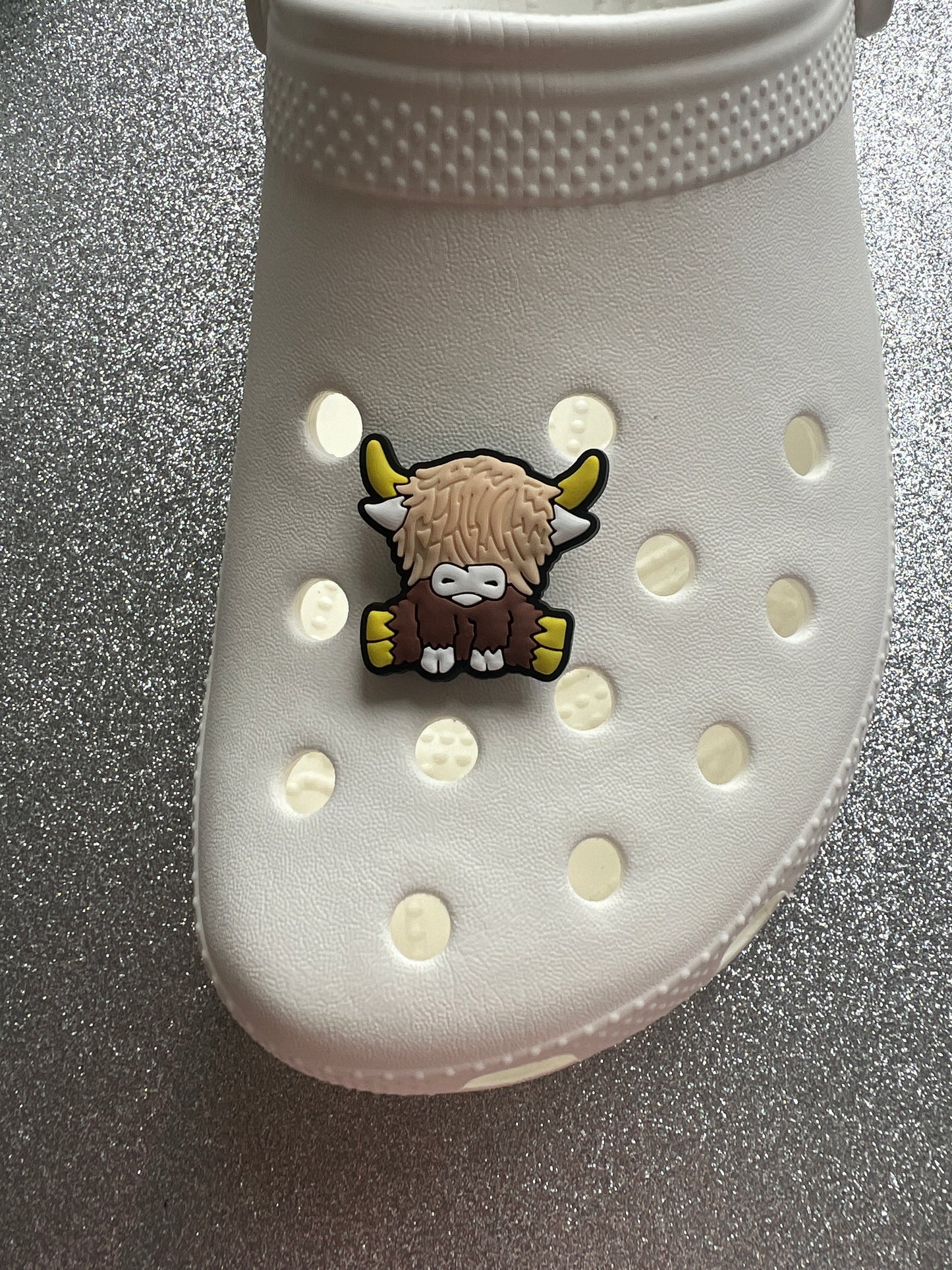 Highland cow shoe charms