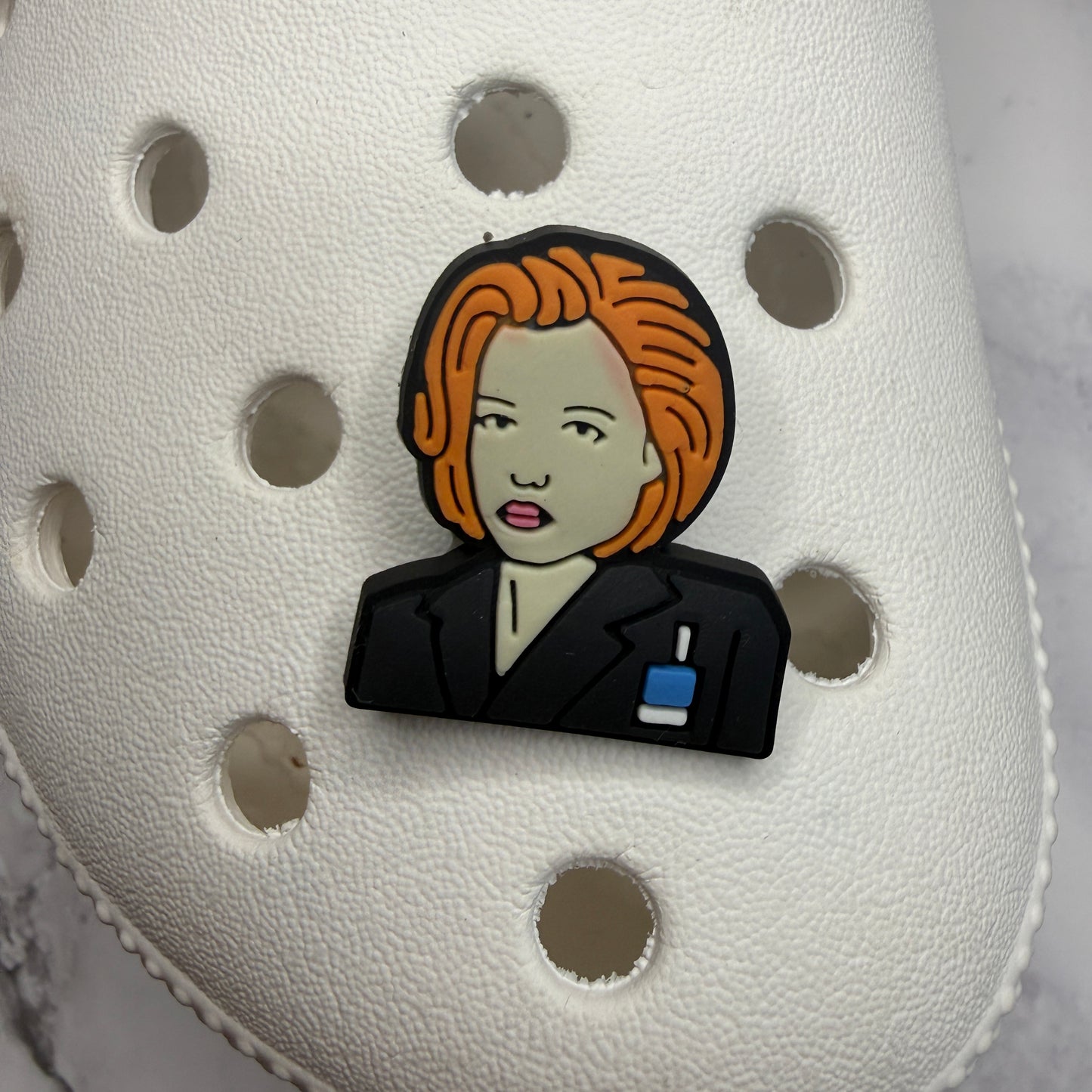 X files shoe charm collection - mulder its me, UFO