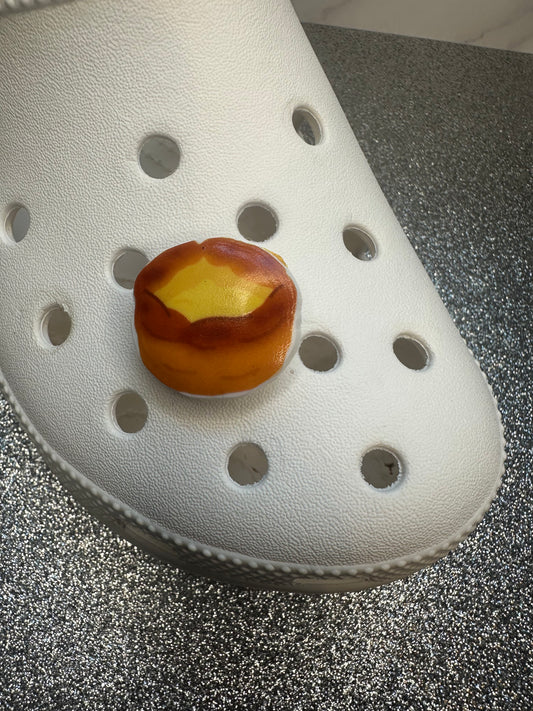 Yorkshire pudding shoe charm
