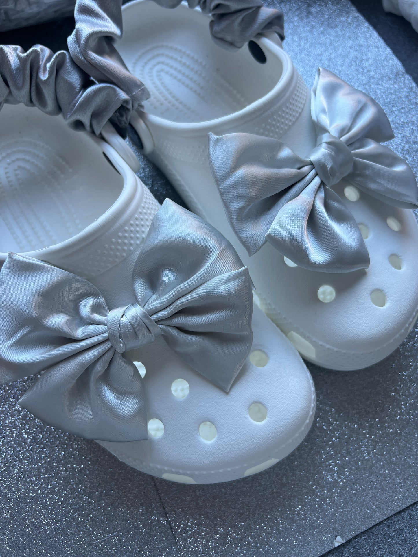 x2 clog bows - multiple colours COMES IN PAIRS